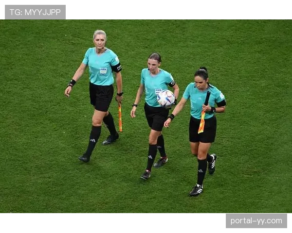 法国裁判弗拉帕尔首次执法西班牙国家德比，女性裁判登上最高舞台